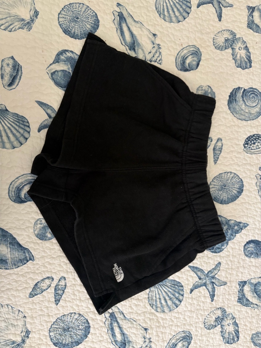 The North Face Women's Simple Logo Fleece Shorts Black XS